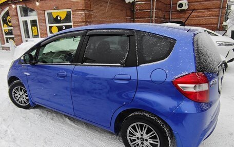 Honda Fit III, 2011 год, 950 000 рублей, 4 фотография