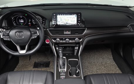 Honda Accord IX рестайлинг, 2021 год, 3 810 000 рублей, 8 фотография