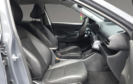 Hyundai Kona, 2023 год, 1 750 000 рублей, 5 фотография