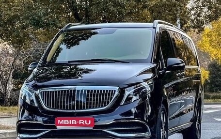 Mercedes-Benz V-Класс, 2023 год, 7 400 009 рублей, 1 фотография