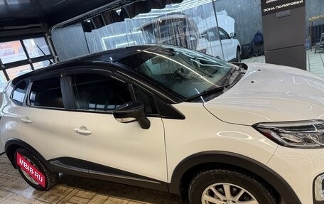 Renault Kaptur I рестайлинг, 2020 год, 1 870 000 рублей, 2 фотография