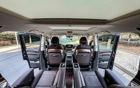 Mercedes-Benz V-Класс, 2023 год, 7 400 009 рублей, 13 фотография