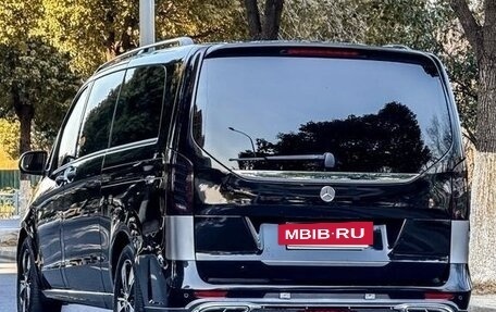 Mercedes-Benz V-Класс, 2023 год, 7 400 009 рублей, 4 фотография