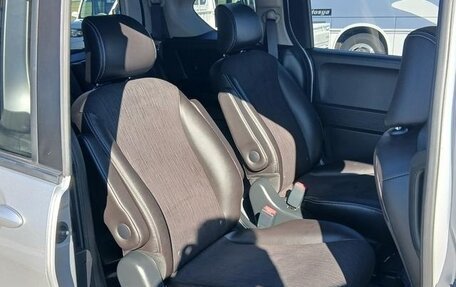 Honda Freed I, 2015 год, 913 000 рублей, 7 фотография