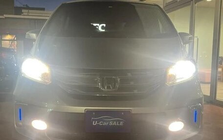 Honda Freed I, 2012 год, 880 000 рублей, 39 фотография