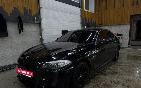 BMW 5 серия, 2010 год, 1 530 000 рублей, 14 фотография