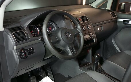 Volkswagen Touran III, 2013 год, 1 150 000 рублей, 7 фотография