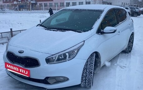 KIA cee'd III, 2014 год, 1 040 000 рублей, 2 фотография