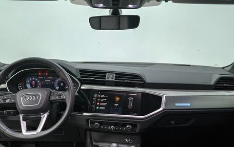 Audi Q3, 2022 год, 2 280 000 рублей, 9 фотография