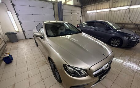 Mercedes-Benz E-Класс, 2019 год, 4 480 000 рублей, 2 фотография