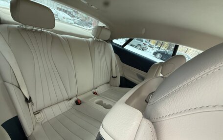 Mercedes-Benz E-Класс, 2019 год, 4 480 000 рублей, 11 фотография