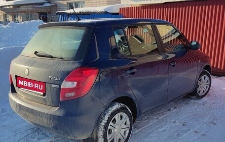 Skoda Fabia II, 2011 год, 555 000 рублей, 3 фотография