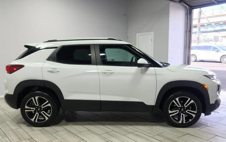 Chevrolet TrailBlazer, 2022 год, 1 450 000 рублей, 4 фотография