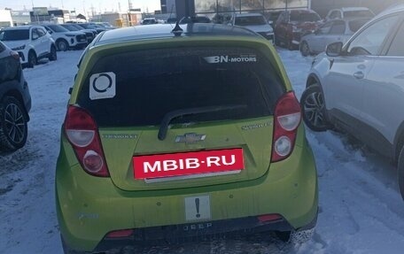 Chevrolet Spark III, 2013 год, 586 000 рублей, 2 фотография