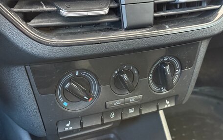 Skoda Rapid II, 2020 год, 1 570 000 рублей, 14 фотография