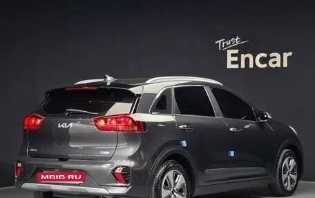 KIA Niro I, 2022 год, 1 480 000 рублей, 3 фотография