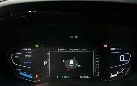 KIA Niro I, 2022 год, 1 480 000 рублей, 10 фотография