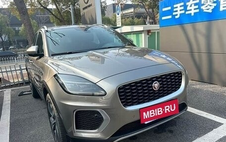 Jaguar E-Pace, 2024 год, 2 фотография