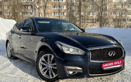 Infiniti Q70 I, 2015 год, 2 450 000 рублей, 9 фотография