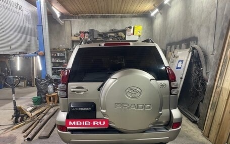 Toyota Land Cruiser Prado 120 рестайлинг, 2004 год, 1 800 000 рублей, 8 фотография