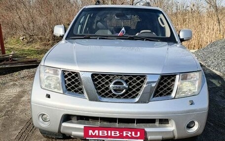 Nissan Pathfinder, 2007 год, 1 410 000 рублей, 2 фотография