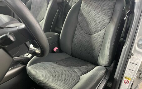 Toyota RAV4, 2012 год, 1 550 000 рублей, 14 фотография