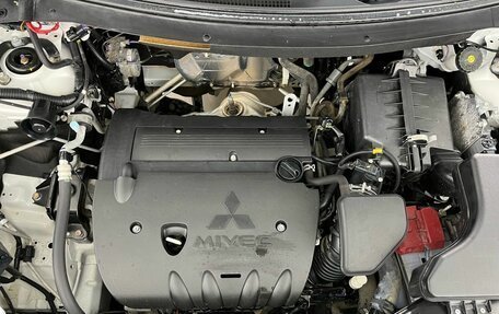 Mitsubishi Outlander III рестайлинг 3, 2020 год, 2 250 000 рублей, 21 фотография