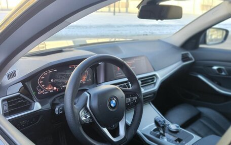 BMW 3 серия, 2019 год, 3 565 825 рублей, 18 фотография