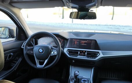 BMW 3 серия, 2019 год, 3 565 825 рублей, 19 фотография