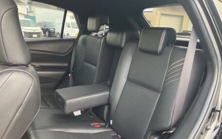 Toyota Harrier, 2019 год, 2 480 000 рублей, 12 фотография