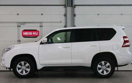Toyota Land Cruiser Prado 150 рестайлинг 2, 2015 год, 3 657 000 рублей, 8 фотография