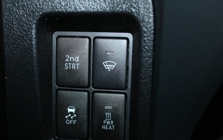 Toyota Land Cruiser Prado 150 рестайлинг 2, 2015 год, 3 657 000 рублей, 17 фотография