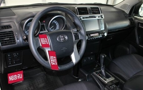 Toyota Land Cruiser Prado 150 рестайлинг 2, 2015 год, 3 657 000 рублей, 10 фотография