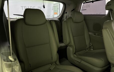 KIA Carnival III, 2016 год, 2 299 000 рублей, 21 фотография