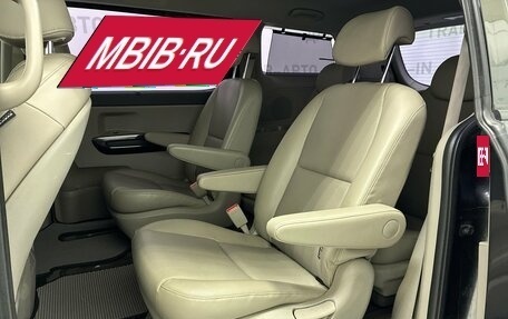 KIA Carnival III, 2016 год, 2 299 000 рублей, 17 фотография