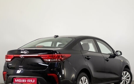 KIA Rio IV, 2018 год, 1 359 000 рублей, 5 фотография