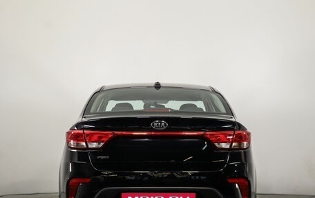 KIA Rio IV, 2018 год, 1 359 000 рублей, 6 фотография