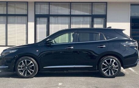 Toyota Harrier, 2018 год, 2 330 000 рублей, 15 фотография