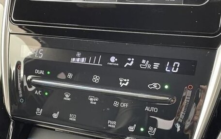 Toyota Harrier, 2019 год, 2 380 000 рублей, 8 фотография