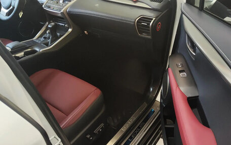 Lexus NX I, 2021 год, 3 100 000 рублей, 10 фотография