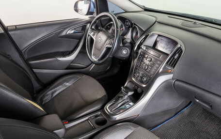 Opel Astra J, 2011 год, 769 000 рублей, 12 фотография