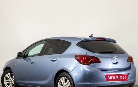 Opel Astra J, 2011 год, 769 000 рублей, 7 фотография