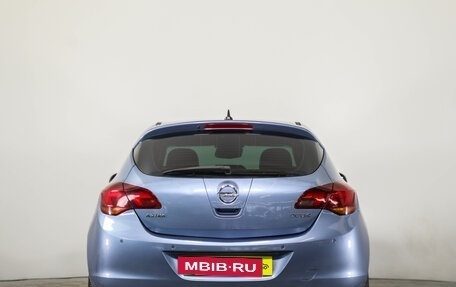 Opel Astra J, 2011 год, 769 000 рублей, 6 фотография