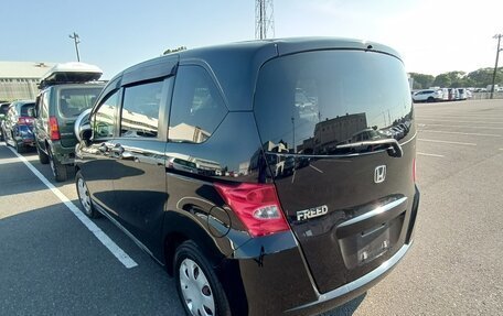 Honda Freed I, 2010 год, 815 000 рублей, 3 фотография