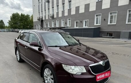 Skoda Superb III рестайлинг, 2010 год, 750 000 рублей, 1 фотография