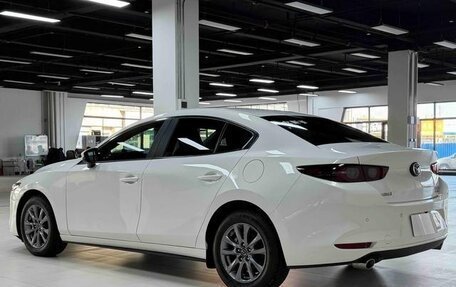 Mazda 3, 2021 год, 1 450 000 рублей, 4 фотография