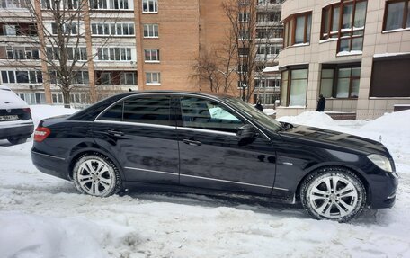 Mercedes-Benz E-Класс, 2011 год, 1 580 000 рублей, 5 фотография