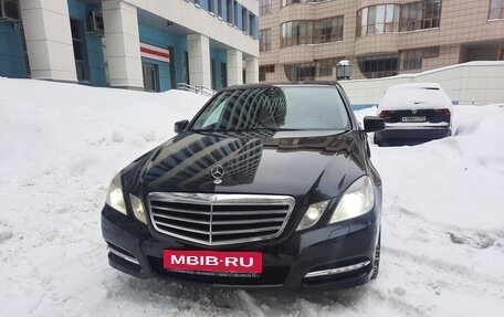 Mercedes-Benz E-Класс, 2011 год, 1 580 000 рублей, 2 фотография