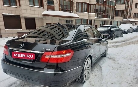 Mercedes-Benz E-Класс, 2011 год, 1 580 000 рублей, 6 фотография