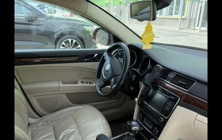 Skoda Superb III рестайлинг, 2010 год, 750 000 рублей, 9 фотография